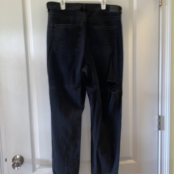 American Eagle distressed jeans - Picture 4 of 7
